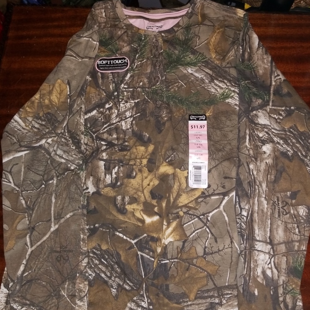 Realtree Long Sleeved Shirt